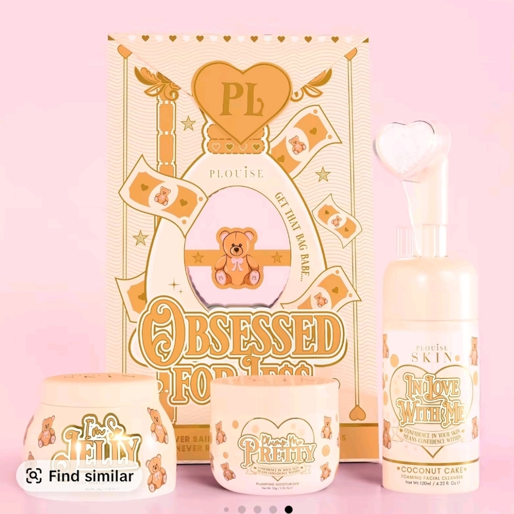 Plouise Skincare Set with Heart Applicator New In Box